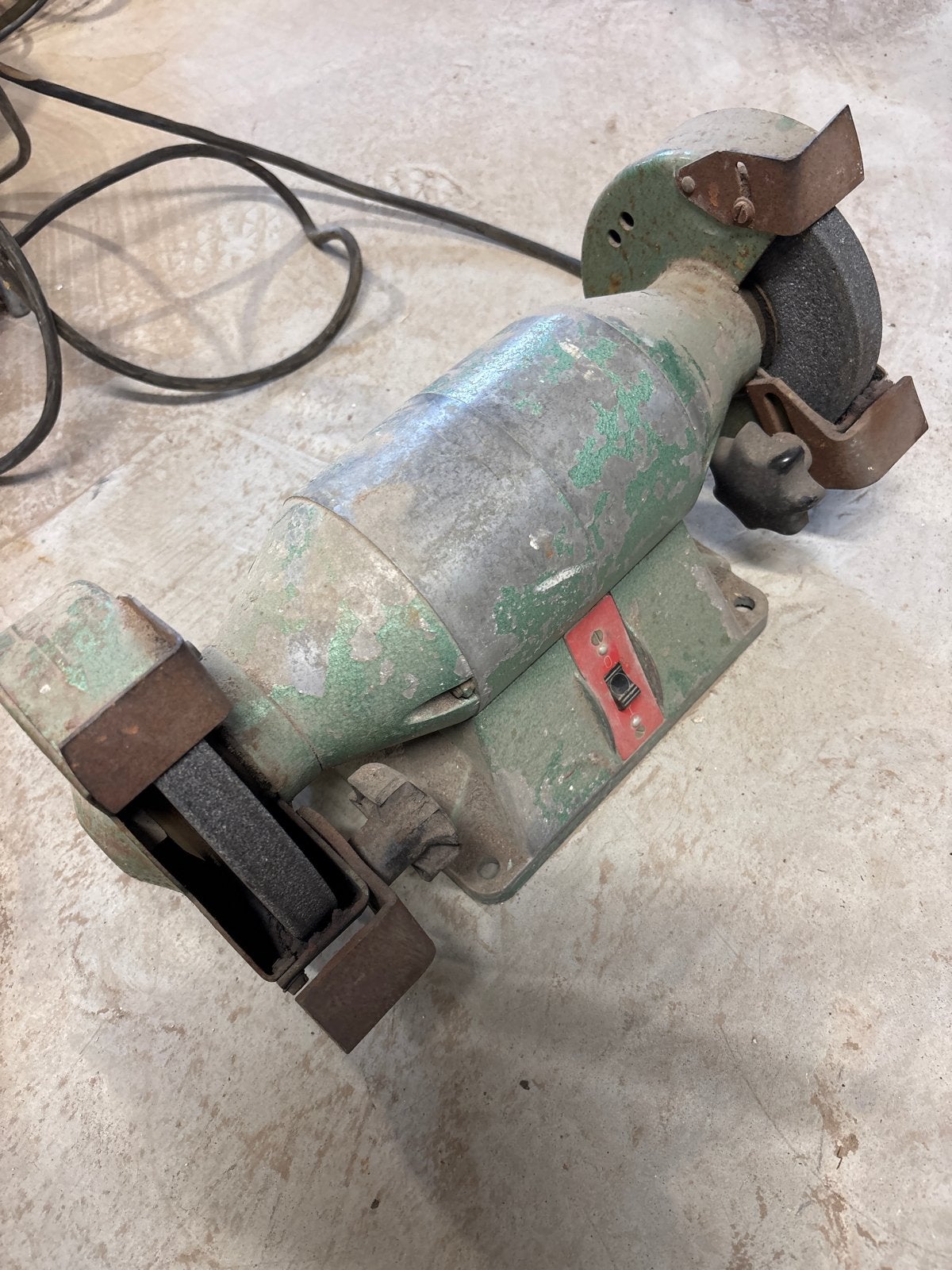 Oude Masco Slijpmachine - Werkbankmodel, Doe-het-zelf en Verbouw, Ophalen, Gebruikt, Minder dan 700 watt, Werkbankslijpmachine