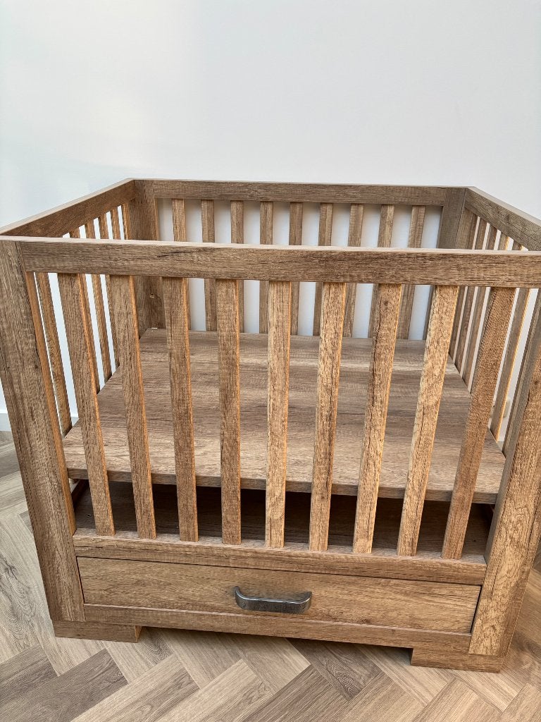 Kidsmil box Brent Oldwood met opberglade, Ophalen, Zo goed als nieuw, In hoogte verstelbaar