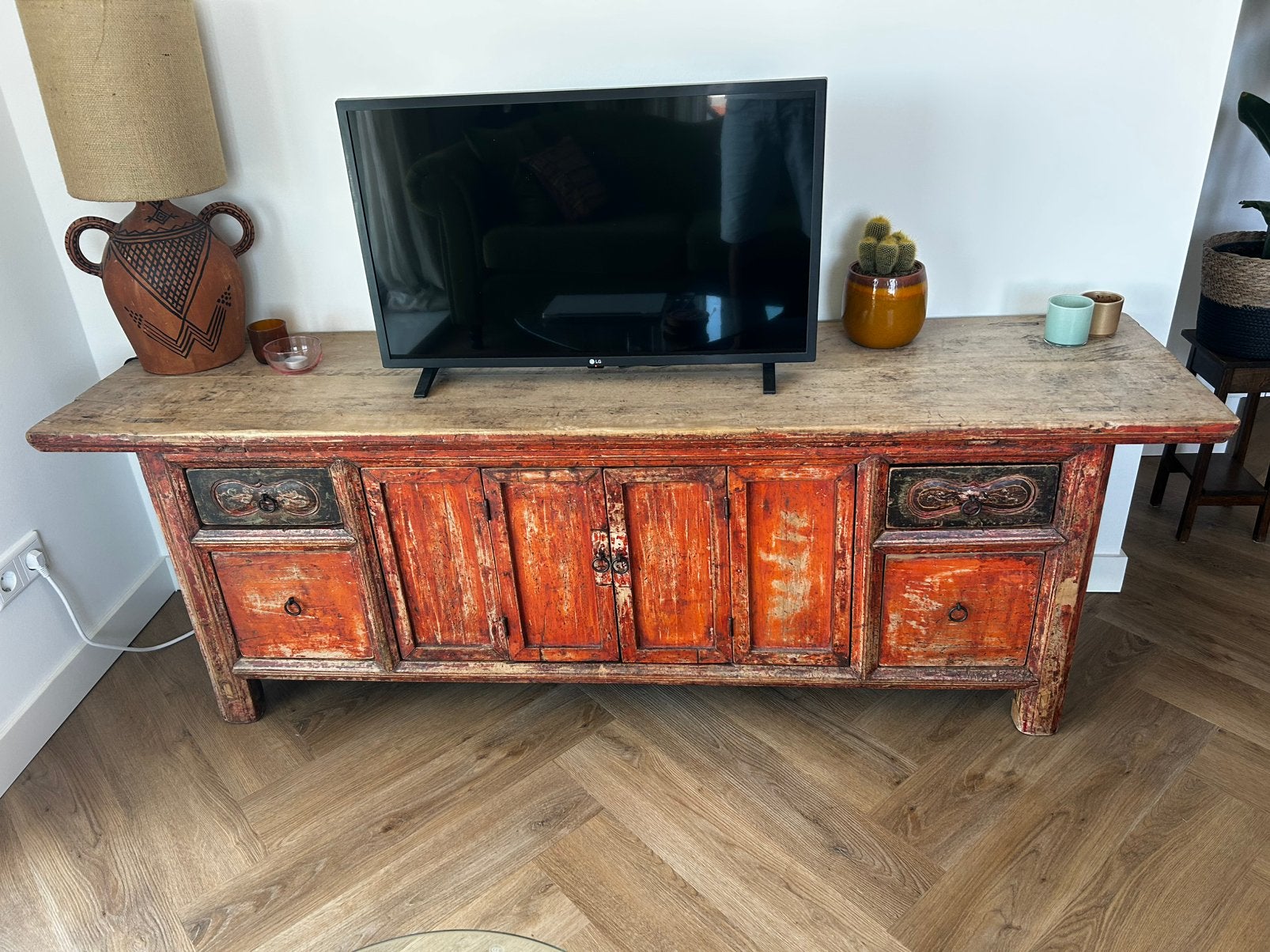 Authentieke Ibiza - Chinees - Orientaals Dressoir /TV-meubel, Huis en Inrichting, Kasten | Dressoirs, Ophalen, Zo goed als nieuw
