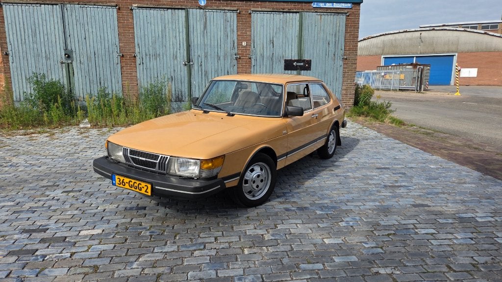 Saab 900 2.0 Glcm 1983 Beige, Voorwielaandrijving, Stof, 1145 kg, Beige