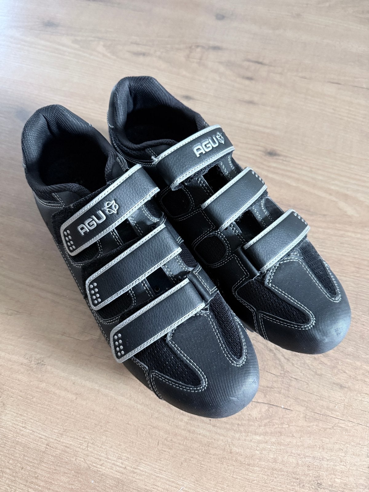 AGU wielrennerschoenen, Sport en Fitness, Ophalen, Zo goed als nieuw, Schoenen