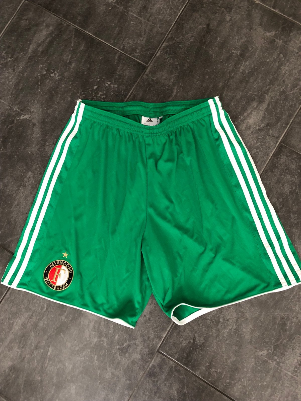Adidas Feyenoord Voetbalbroekje Groen Maat M, Maat 48/50 (M), Ophalen of Verzenden, Zo goed als nieuw, Voetbal