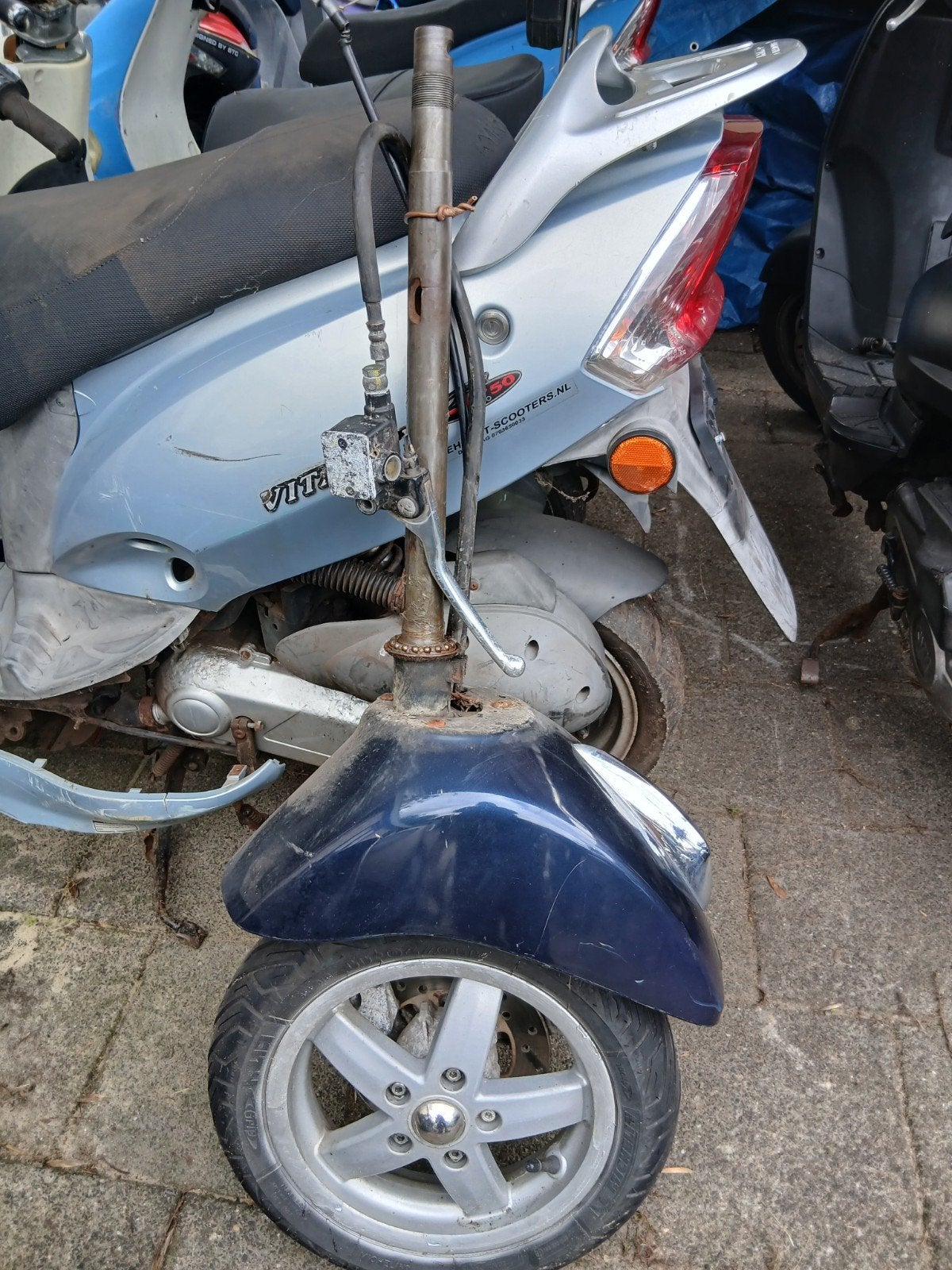 vespa lx voorvork compleet met blauw spadbord, Fietsen en Brommers, Ophalen, Gebruikt, Overige typen, Vespa
