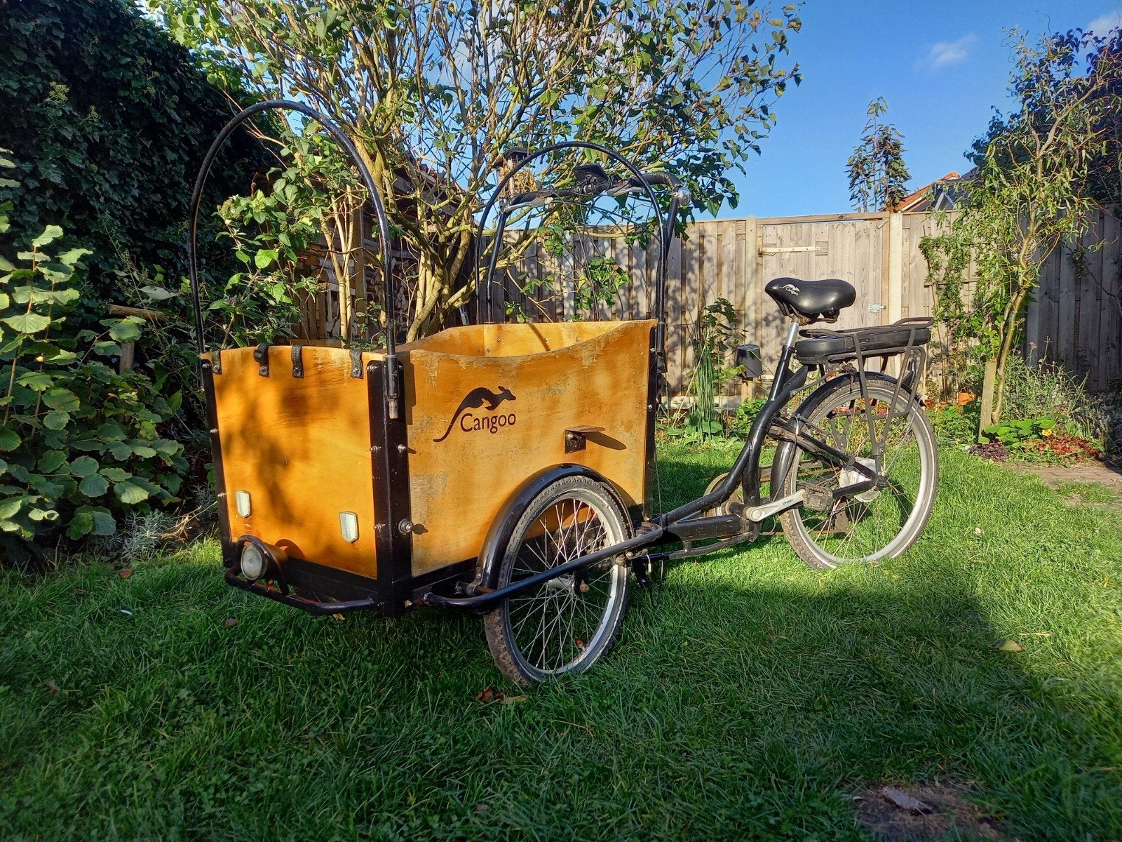 Cangoo bakfiets, 4 kinderen of meer, Gebruikt, Velgrem, Elektrisch