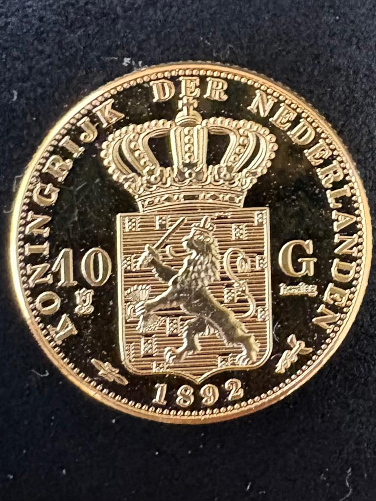 Officiële herslag vergulde 10 gulden munt, Postzegels en Munten, Munten | Nederland, Ophalen of Verzenden, Koningin Wilhelmina