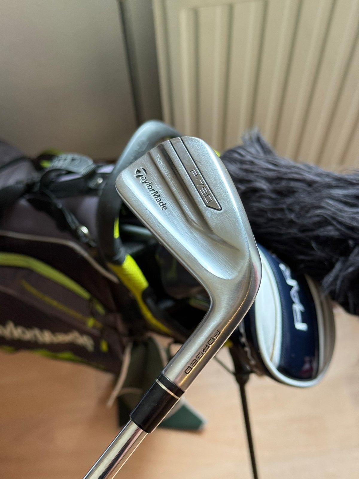 Taylormade P790 ijzer 4 Stiff (+ 1 inch), Sport en Fitness, Golf, Ophalen, Zo goed als nieuw, Club