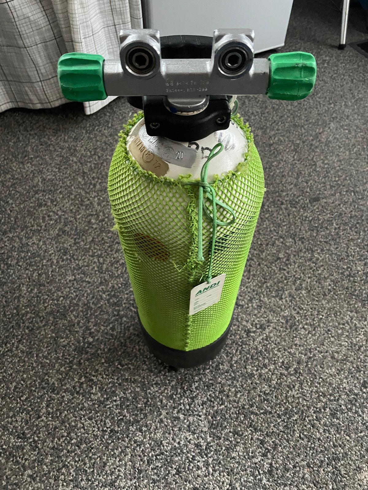 Duikfles 10 ltr met dubbele kraan, Watersport en Boten, Ophalen, Gebruikt, Duikfles