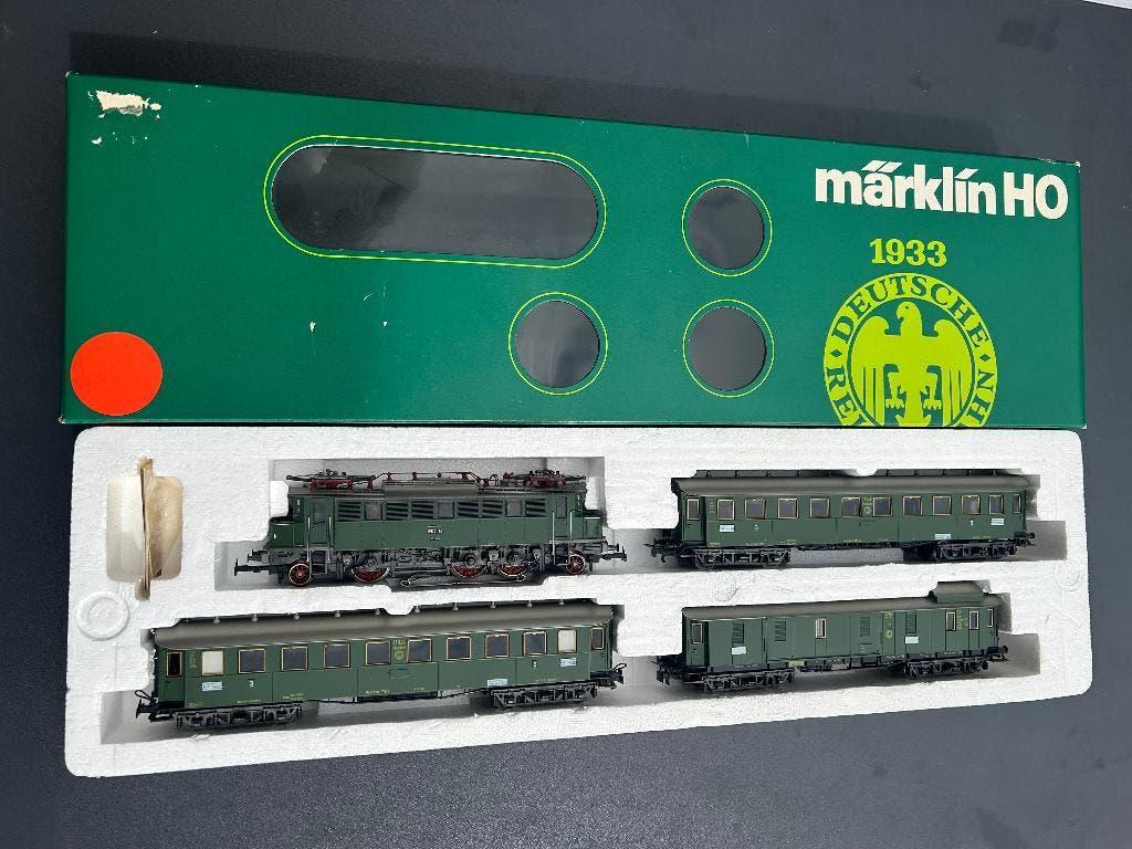 Marklin H0 2850 3 rijtuigen + electrische locomotief E04 DRG, Hobby en Vrije tijd, Modeltreinen | H0, Wisselstroom, Treinset, Nieuw