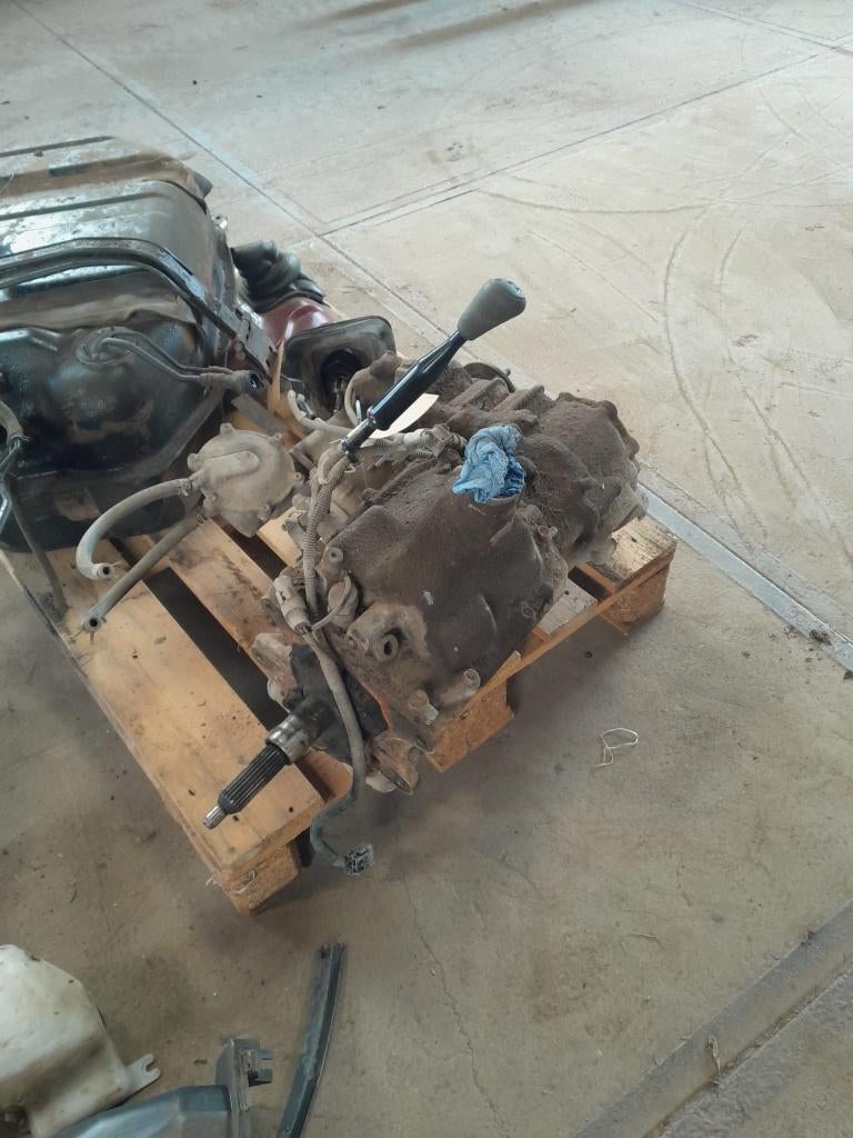H155F Versnellingsbak/Tussenbak Toyota Landcruiser HZJ70-73, Ophalen, Gebruikt, Toyota