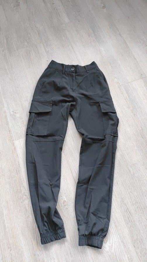 Bershka jogger maat32, Kleding | Dames, Broeken en Pantalons, Zwart, Zo goed als nieuw, Maat 34 (XS) of kleiner, Lang