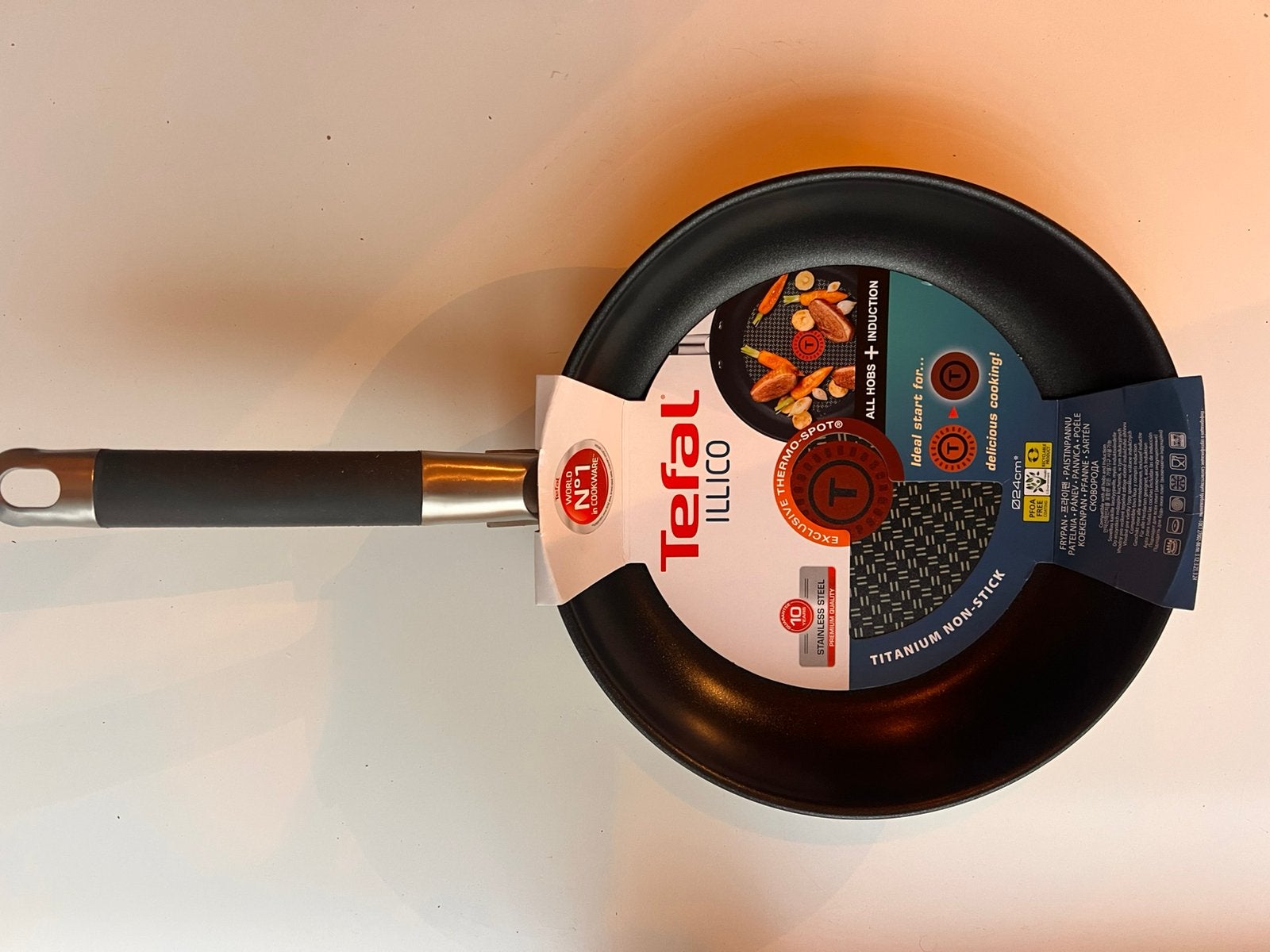 Tefal Illico Koekenpan 24cm (met klein deukje), Huis en Inrichting, Ophalen of Verzenden, Zo goed als nieuw
