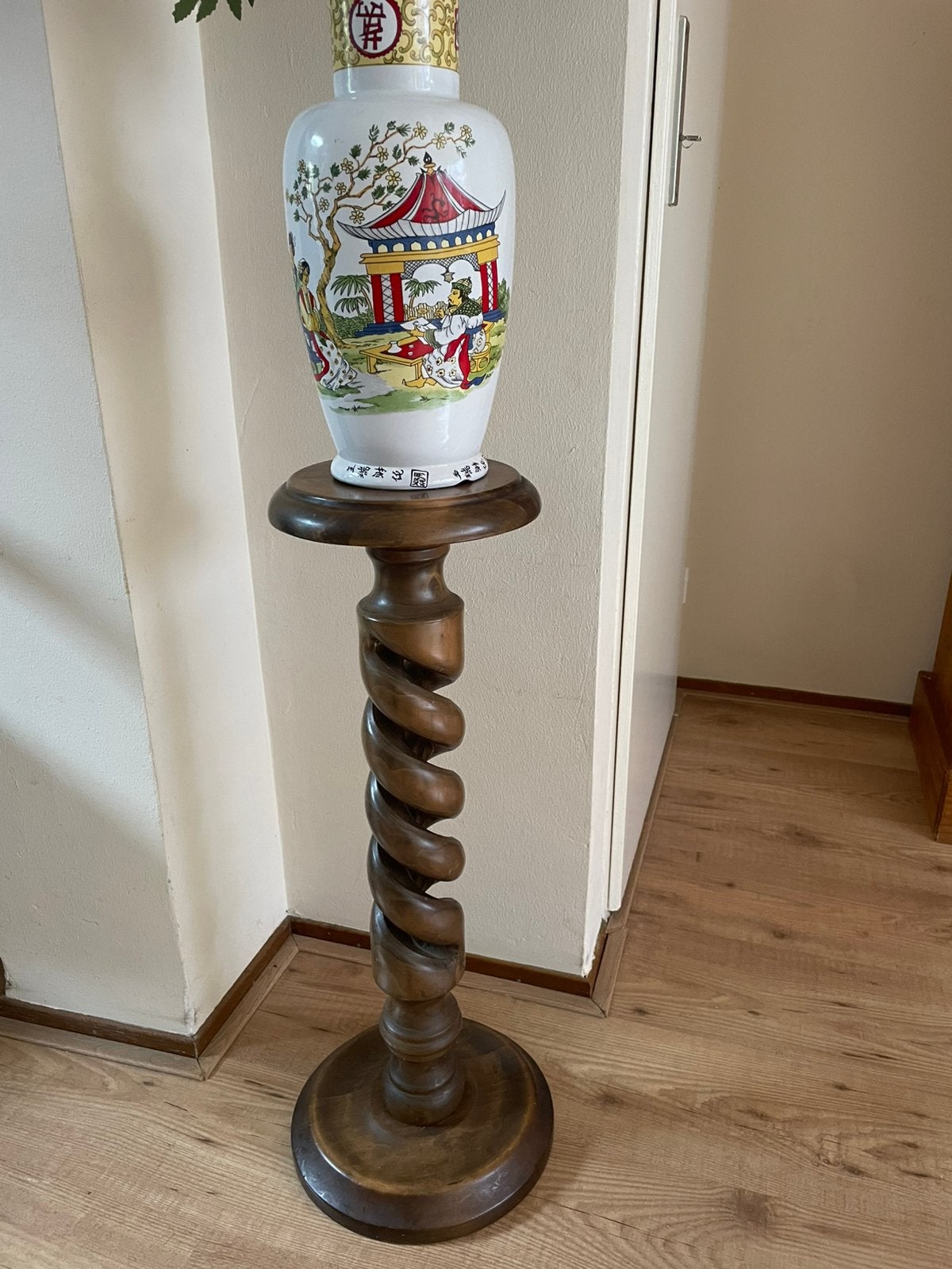 Antiek, antieke plantentafel, plantentafeltje gedraside zuil, Ophalen, Gebruikt