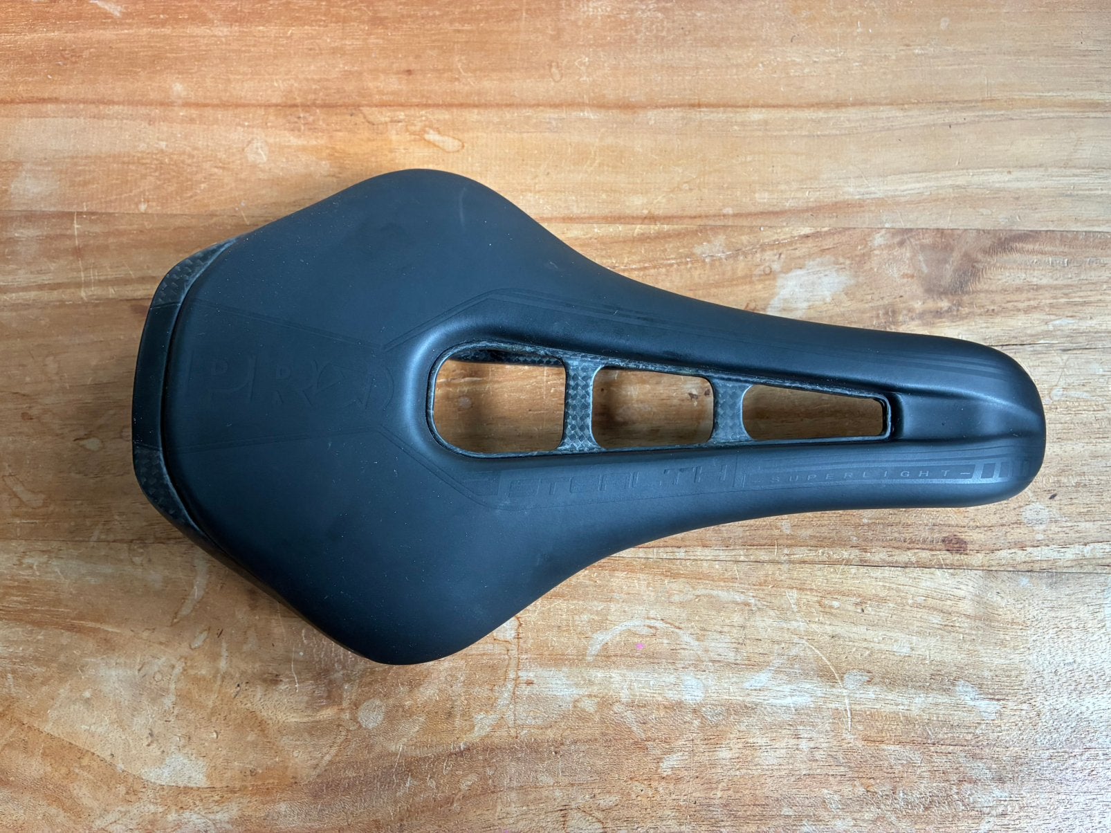 Pro Stealth Superlight carbon zadel, Ophalen of Verzenden, Zo goed als nieuw, Frame, Carbon