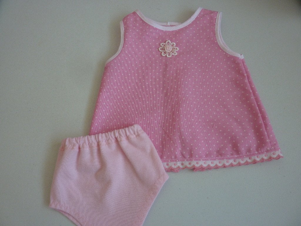 Aanbieding jurkje met broekje of luier Poppenkleertjes, Ophalen of Verzenden, Nieuw, Babypop