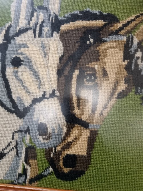 schilderij paarden geborduurd in houten lijst, Ophalen of Verzenden, 'T Olde Gre-j, Info@toldegrej.nl, Endepoelstraat 20f Didam