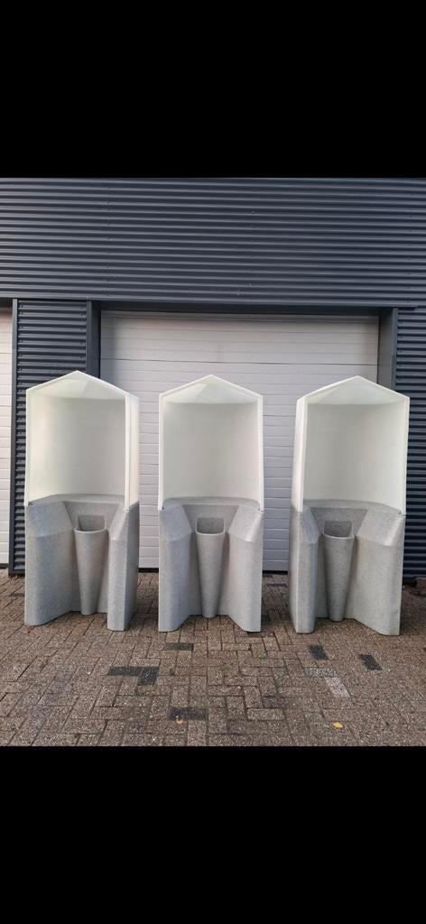 Pinkelpaal pispaal verhuur, Verzenden