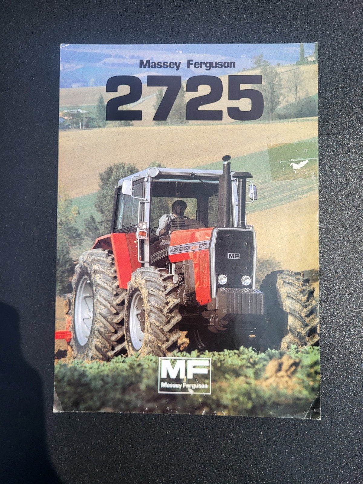 tractor folder Massey Ferguson 2725, Boeken, Ophalen of Verzenden, Zo goed als nieuw