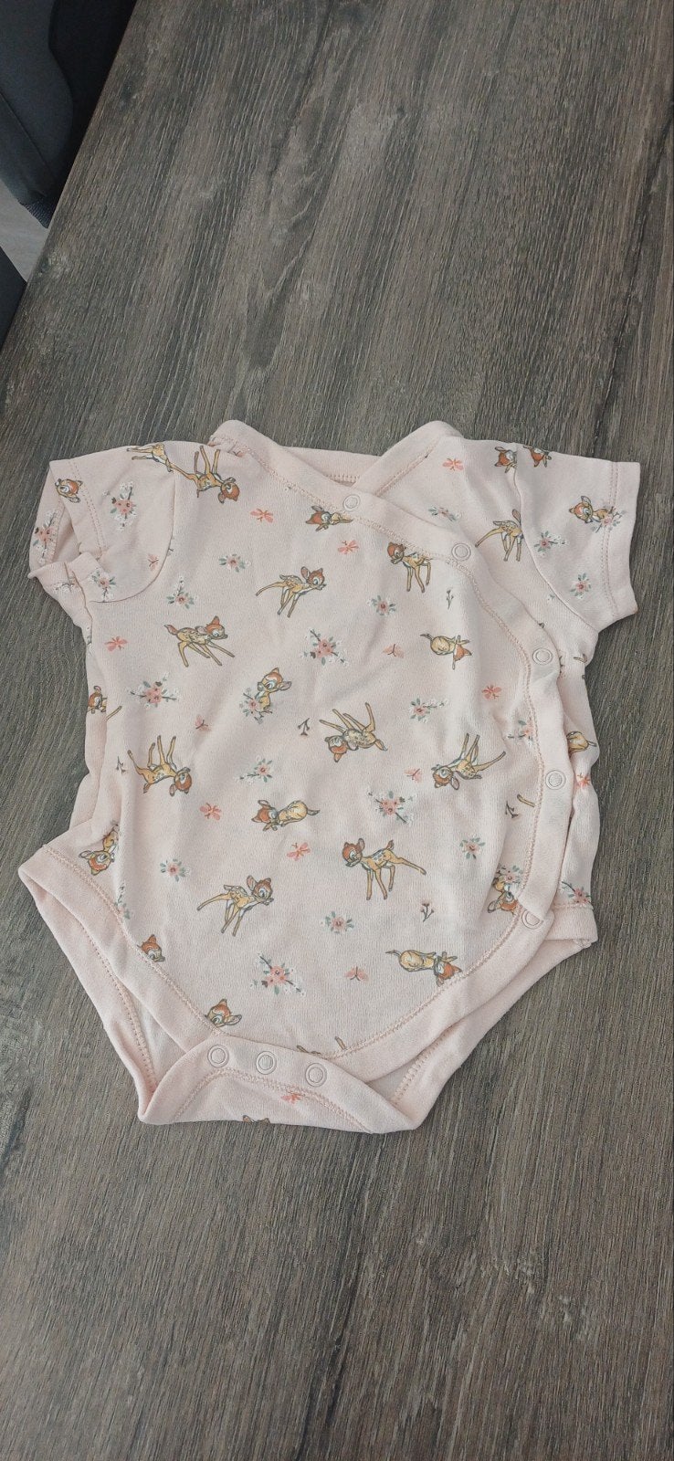 Nieuwe overslag romper maat 80 van de primark, Kinderen en Baby's, Babykleding | Maat 80, Nacht- of Onderkleding, Meisje, Nieuw