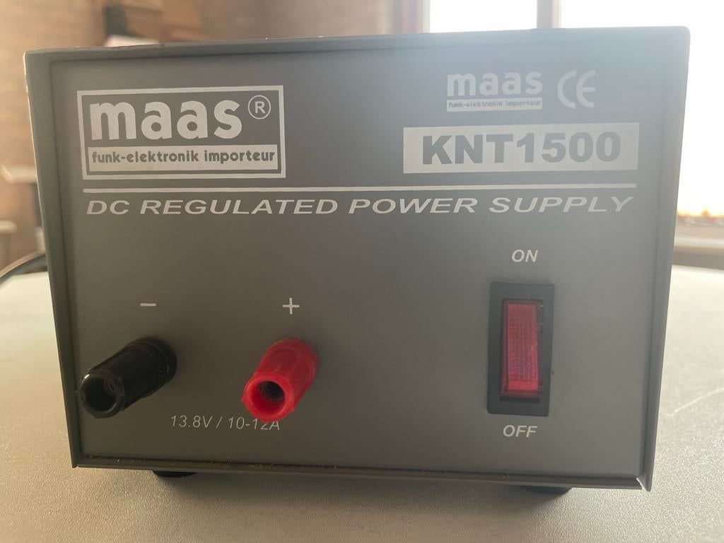 Maas KNT1500 DC Gereguleerde Voeding 13.8V/10-12A, Ophalen of Verzenden, Gebruikt