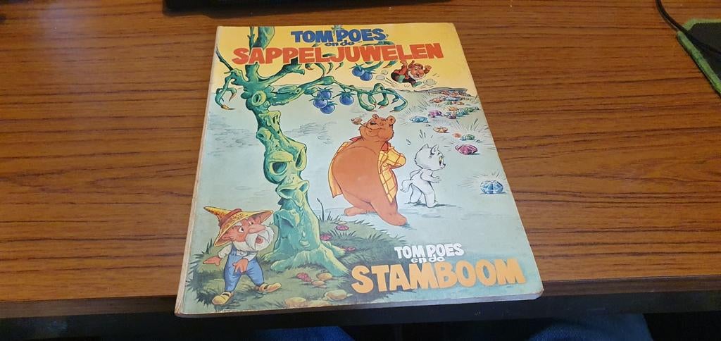 Tom Poes en de Sappel-juwelen/+ en de Stamboom -uitg CCF Lwd, Eén stripboek, Ophalen of Verzenden, Gelezen, Marten Toonder