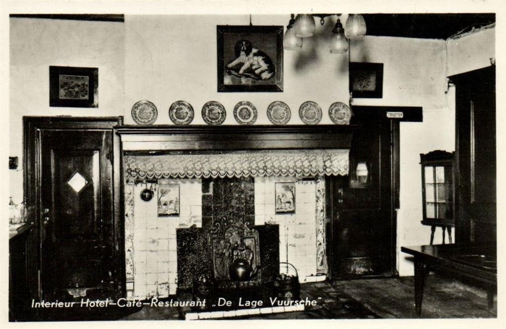 Interieur Hotel-Cafe-Restaurant De Lage Vuursche - 1955 gelo, Ophalen of Verzenden, 1940 tot 1960, Gelopen, Utrecht