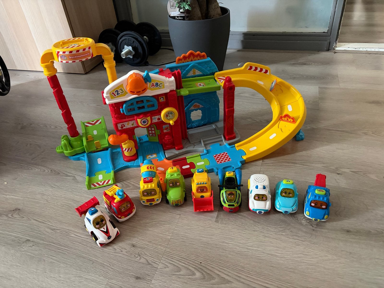 VTech Toet Toet Auto's Garage met meerdere auto’s, Ophalen, Gebruikt