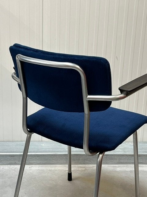 Gispen 1235 eettafelstoel vintage eetkamerstoel donkerblauw, Huis en Inrichting, Metaal, Gebruikt, Blauw, .
