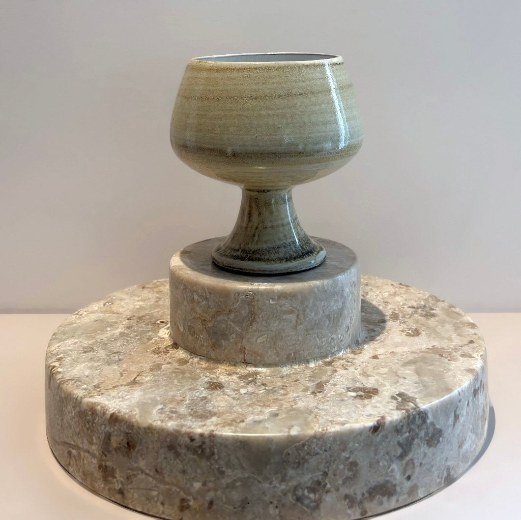 Vintage keramiek pot op voet – studio pottery – jaren 60/70, Ophalen of Verzenden