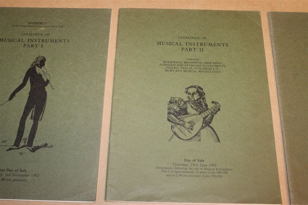 Sothebys Musical Instruments — 3 Catalogi 1982-1983, Boeken, Ophalen of Verzenden, Gelezen, Artiest