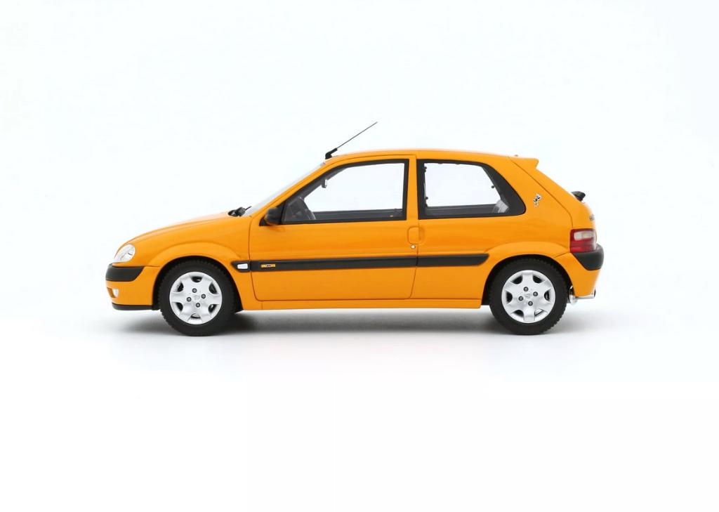 Citroen Saxo 1.4  BIC Oranje 2000 schaal 1/18 OTTO R. OT1190, Verzenden, Nieuw, Auto, OttOMobile