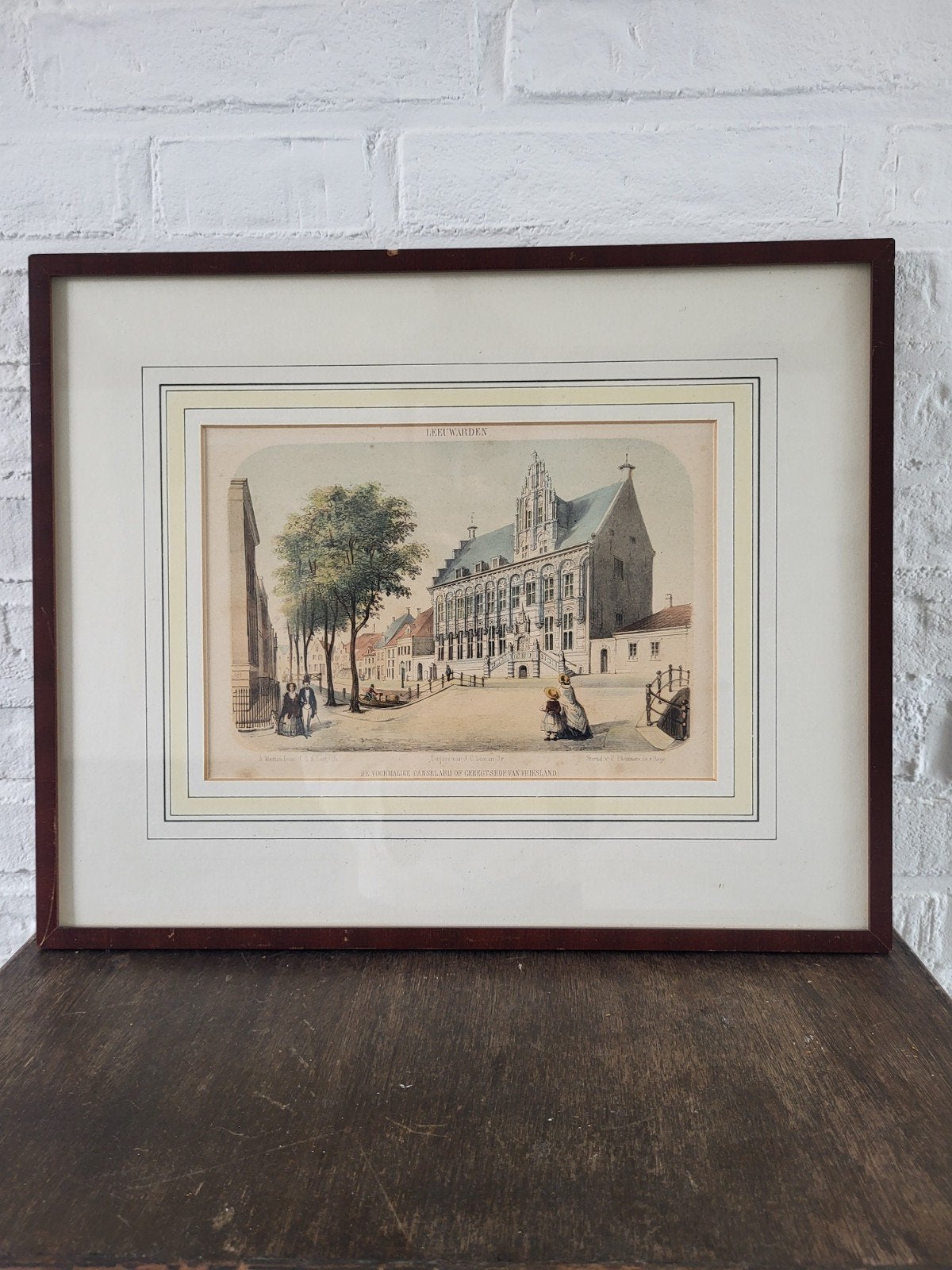 Antieke Lithografie Leeuwarden Kanselarij Friesland, 1800 - 1899, Met tekst, Stadsgezicht, Ophalen of Verzenden