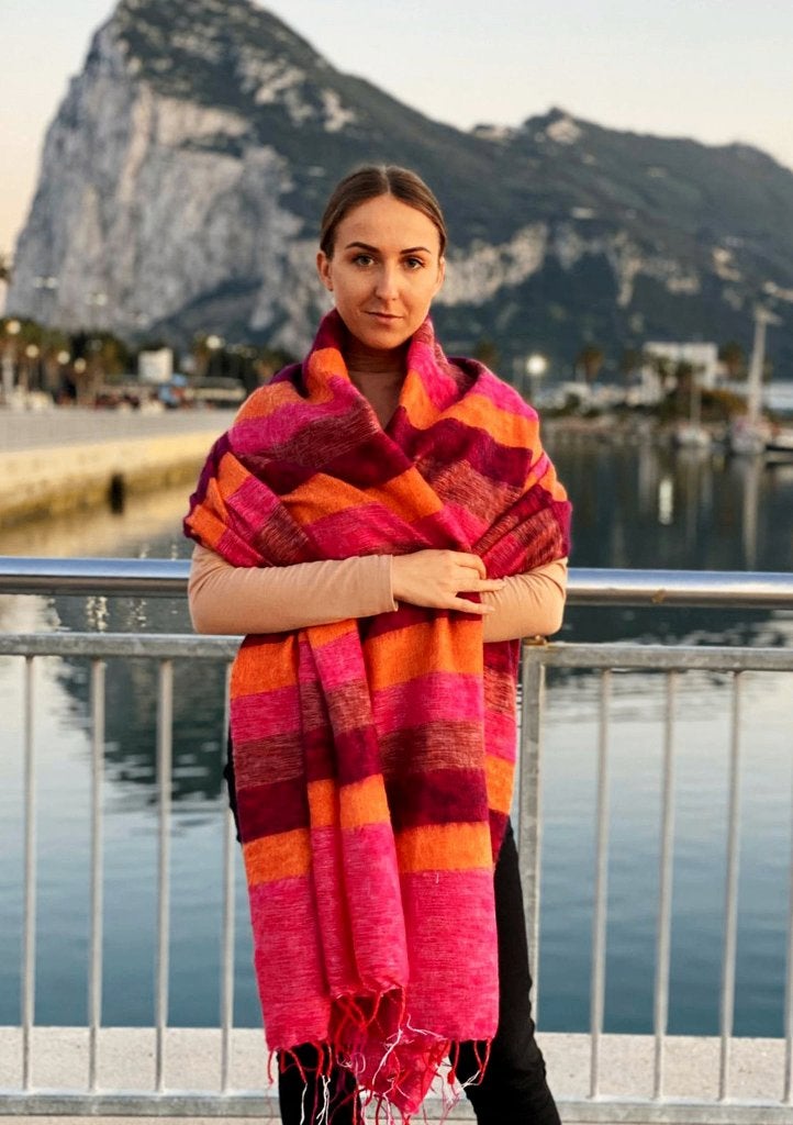 Luxe roze-oranje gestreepte wollen meditatie omslagdoek, Maat 46/48 (XL) of groter, Nieuw, Ophalen of Verzenden, Nepalhandwerk.nl