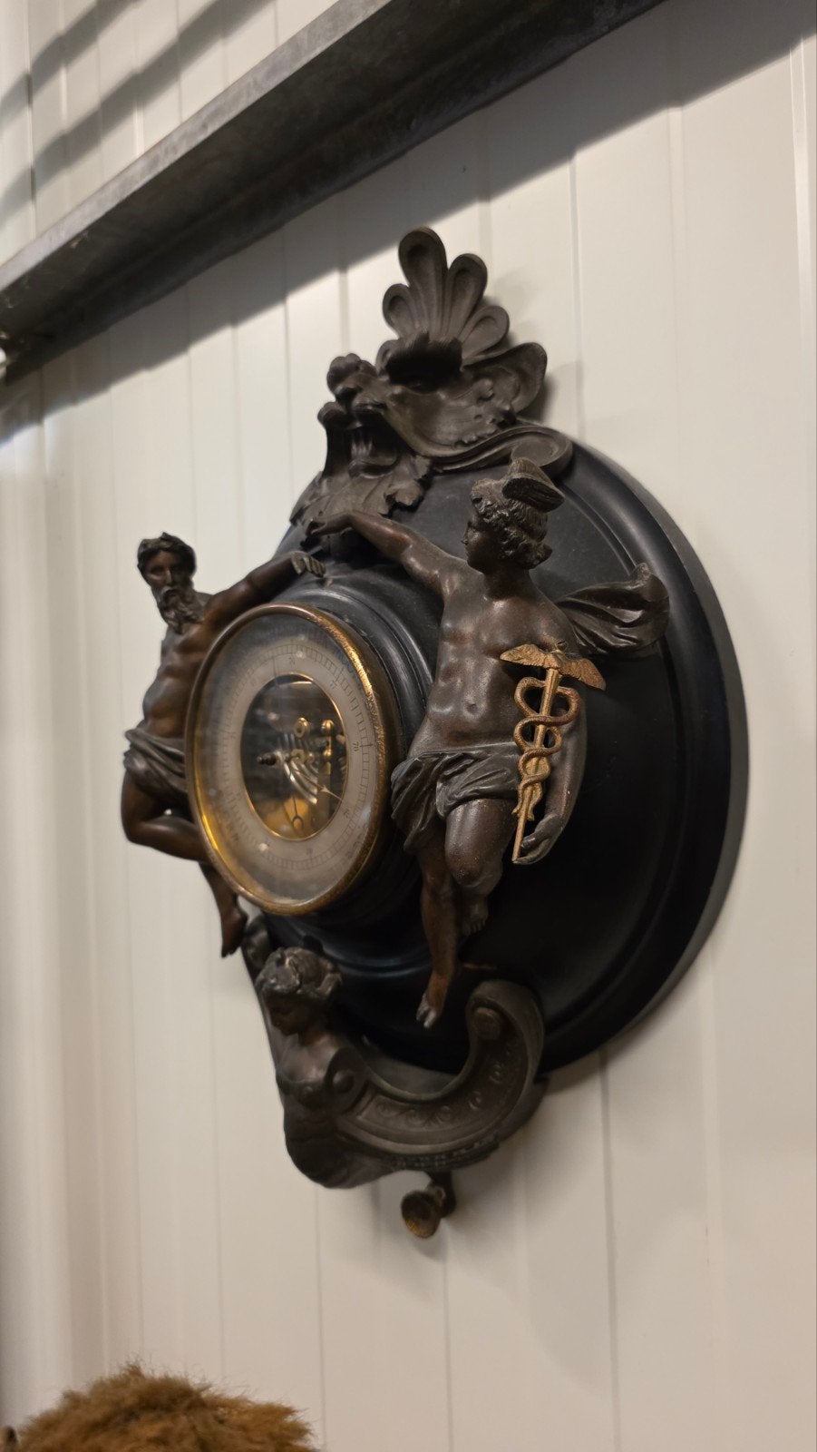 Grote antieke figurale barometer, Ophalen
