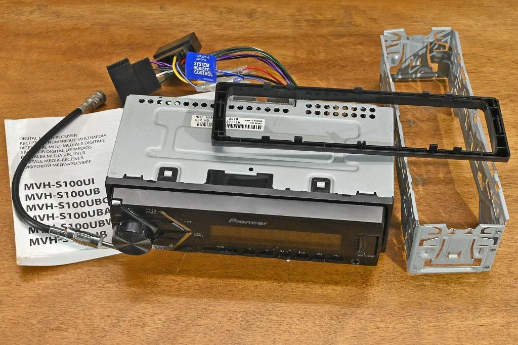 Pioneer MVH-S100UB autoradio, Ophalen of Verzenden, Gebruikt
