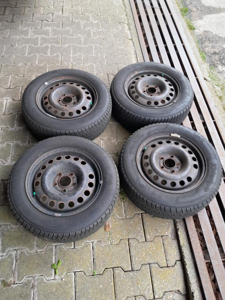 Opel velgen 15 inch. Banden zijn eraf., Ophalen, Zo goed als nieuw