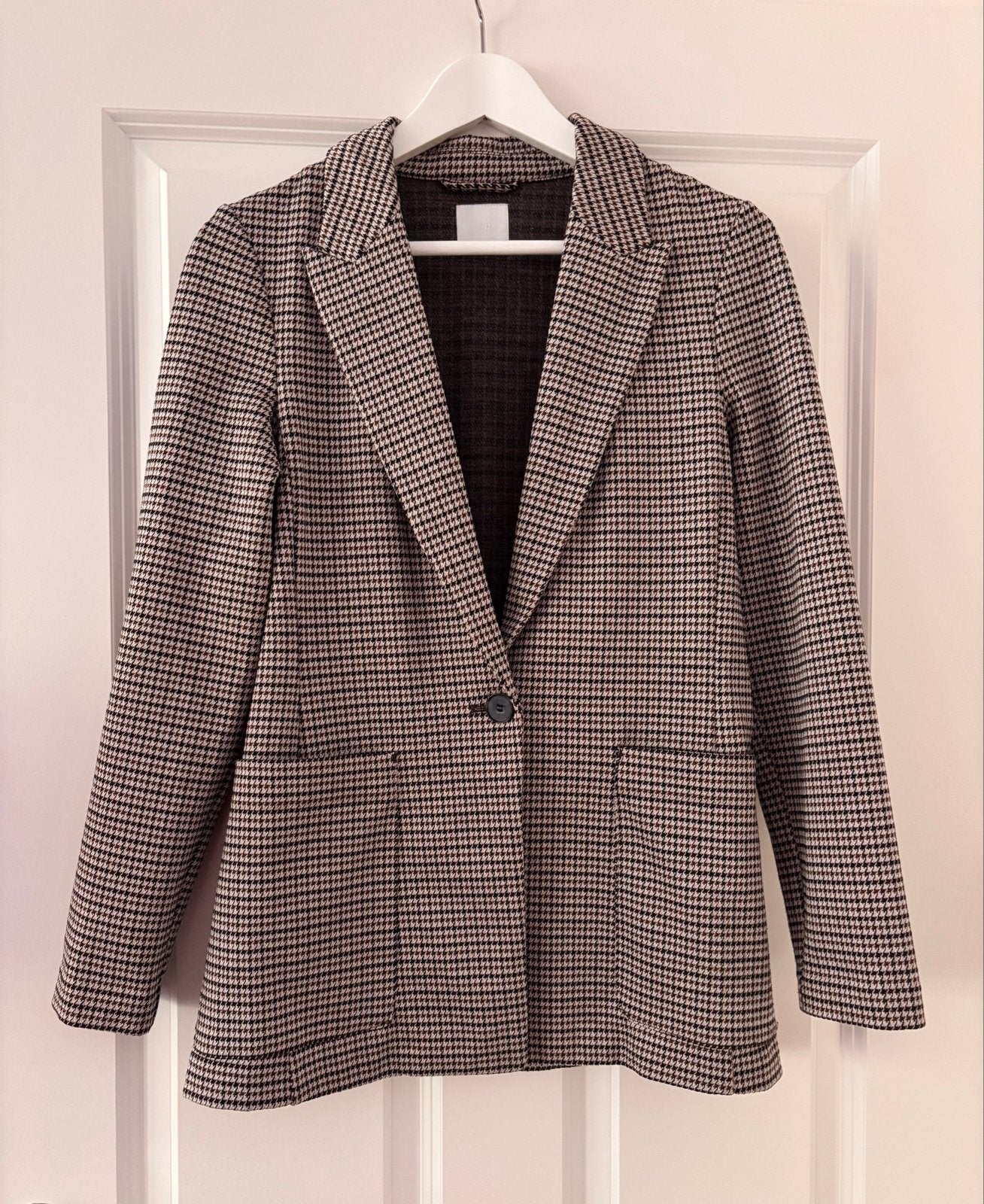 H&M Jasje beige/zwart 36, Meerkleurig, Ophalen of Verzenden, Zo goed als nieuw, Jasje