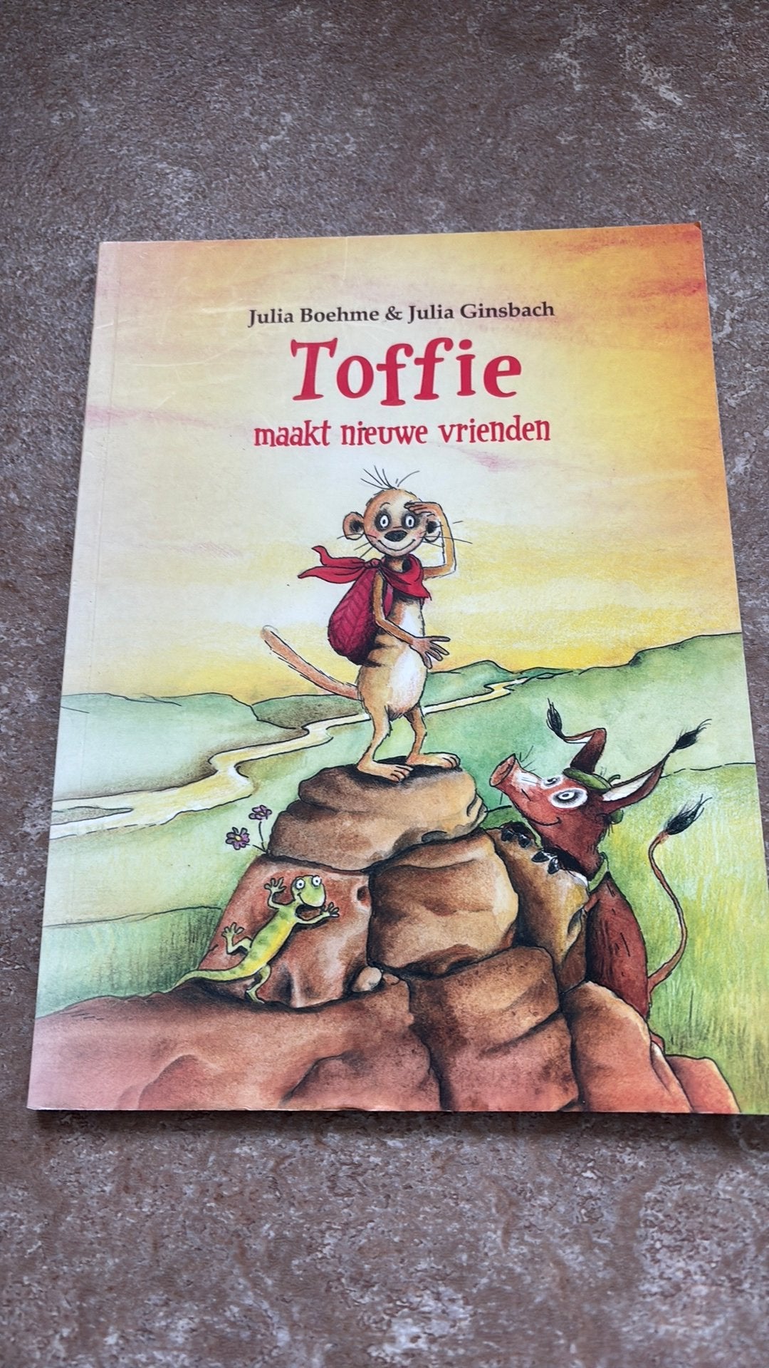 Toffie maakt nieuwe vrienden, Boeken, Ophalen of Verzenden, Zo goed als nieuw, Fictie algemeen