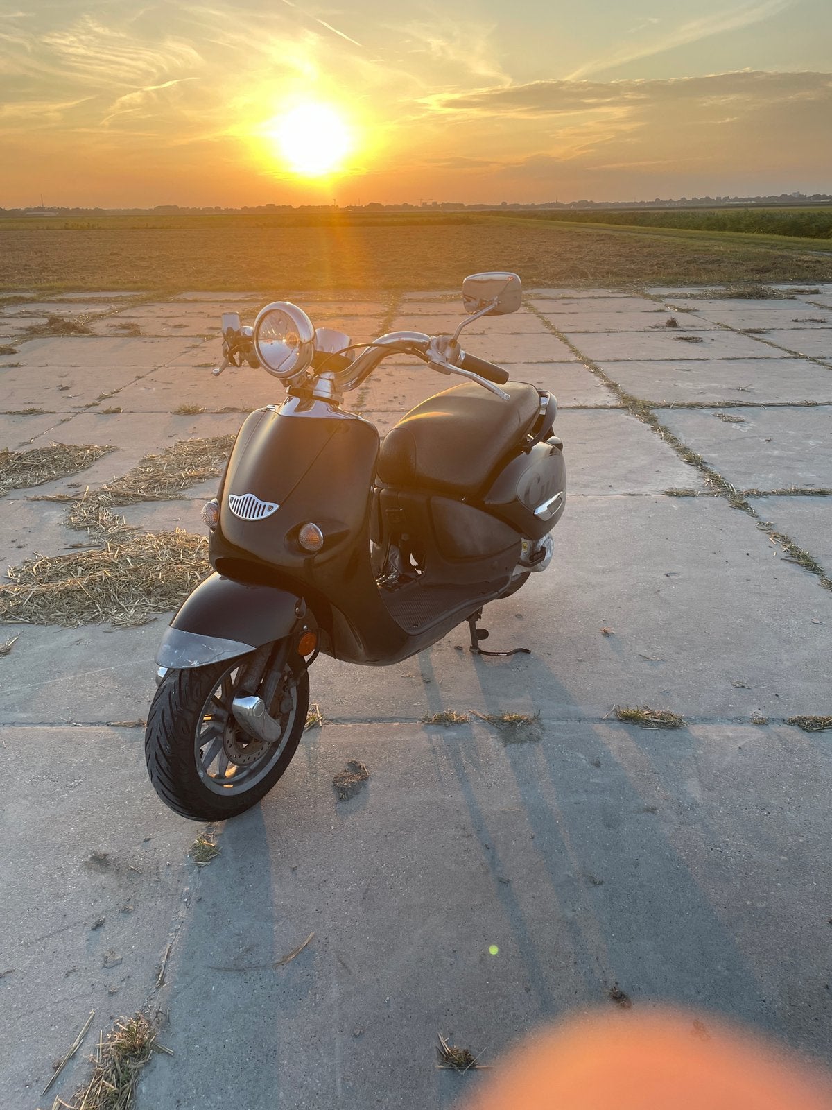 Aprilia mojito custom - brom, 2takt, 50cc snel, Top staat!, Tweetakt, Gebruikt, Maximaal 45 km/u, Ophalen of Verzenden