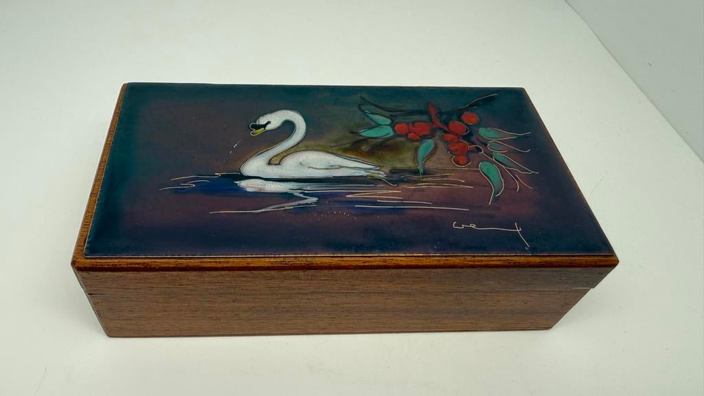 Houten lepeldoos met zwaan op deksel: geëmailleerd!, Antiek en Kunst, Verzenden