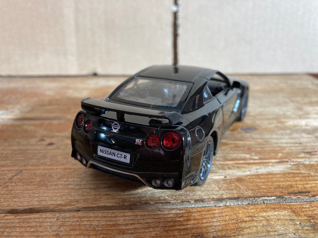 Nissan GT-R R35 Zwart 1:43 Top Collection Skyline, Ophalen of Verzenden, Nieuw, Auto, Overige merken