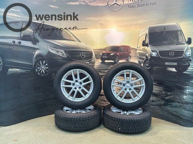 Winterset Ford Kuga III (#859), Gebruikt, -, -, Banden en Velgen