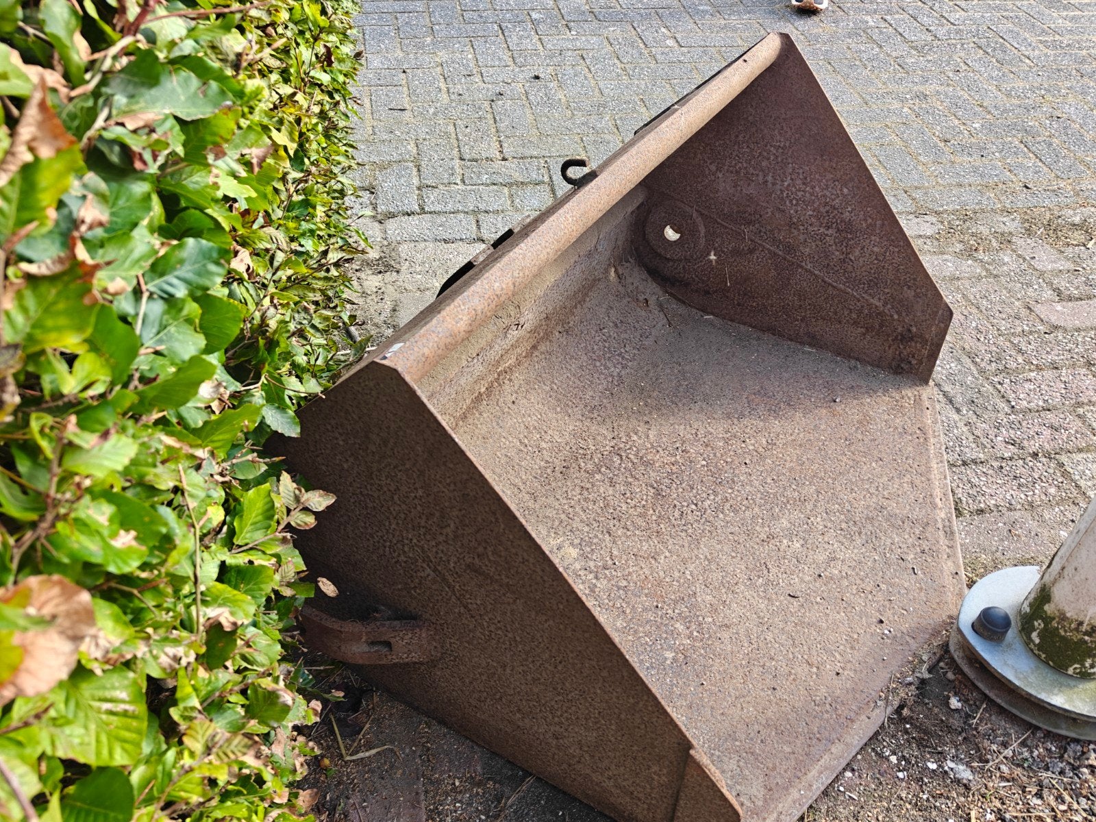 grondbak trekker/shovel, Ophalen