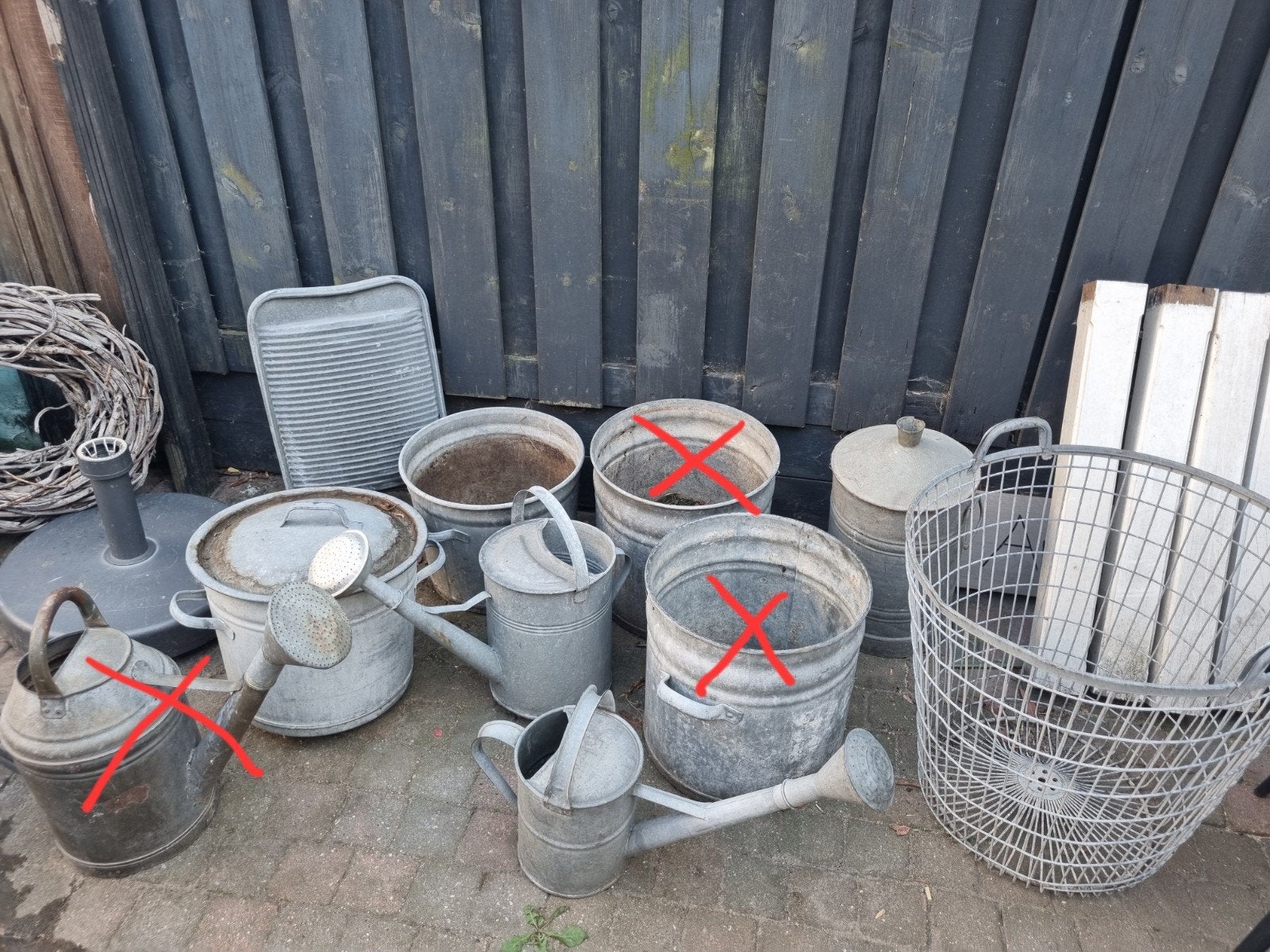 Partij zinken items: gieters, emmers, wasbord en meer, Ophalen, Gebruikt