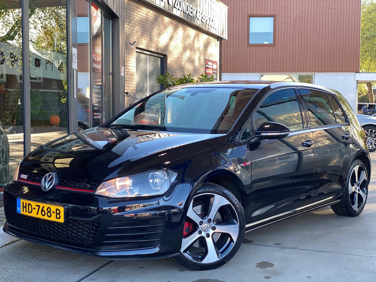Volkswagen Golf 2.0 TSI 162KW 5D DSG 2015 Zwart, Ophalen