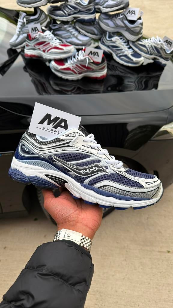 ️⚠️ Sauconi Omni 9 Deep Navy, 👟🔷⚪️, Ophalen of Verzenden, Nieuw, Wit, Sportschoenen
