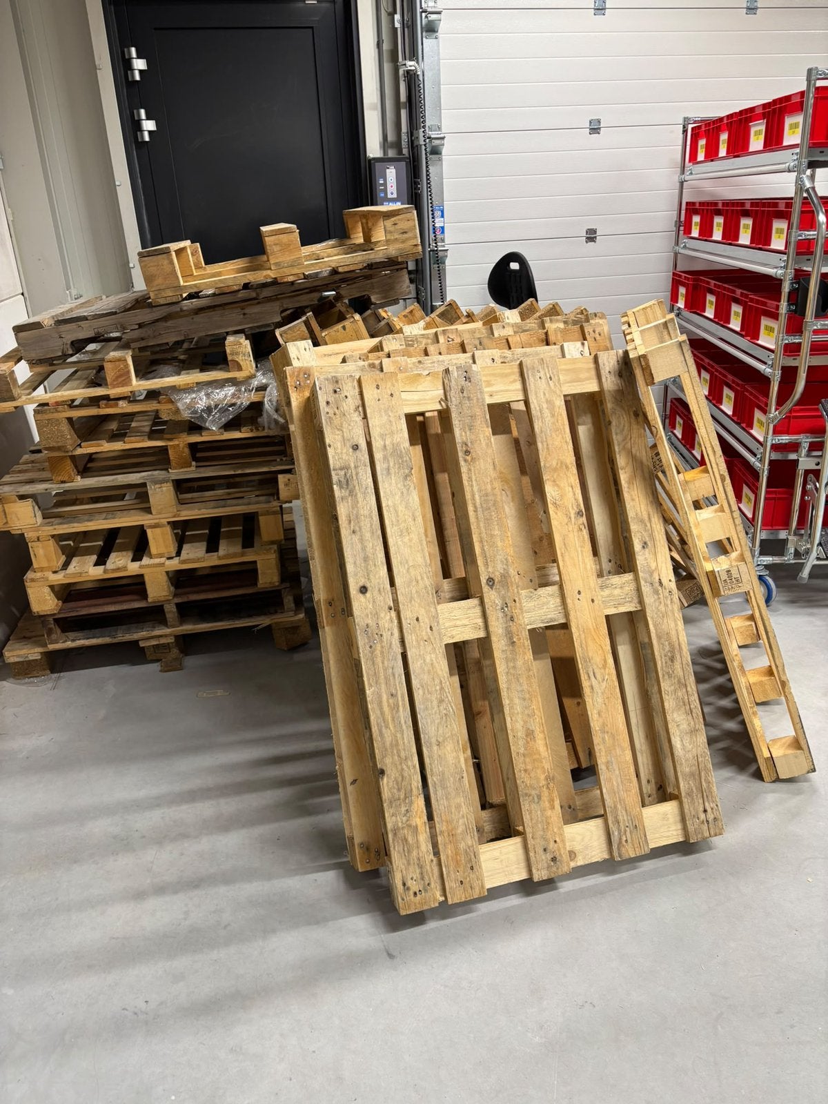 Gratis pallets, afhalen Geldrop, Ophalen, Zo goed als nieuw, Pallet, Minder dan 200 cm