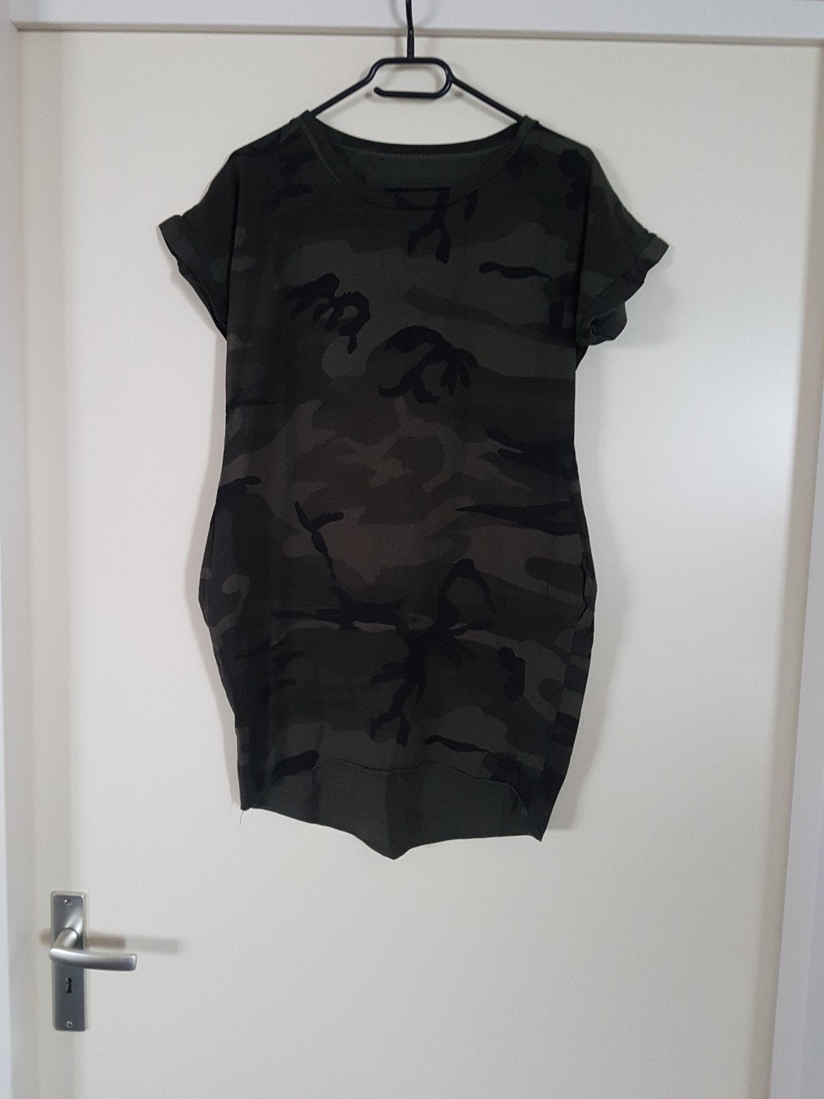 oversized t-shirt met legerprint one size, Maat 38/40 (M), Verzenden, Zo goed als nieuw, Korte mouw