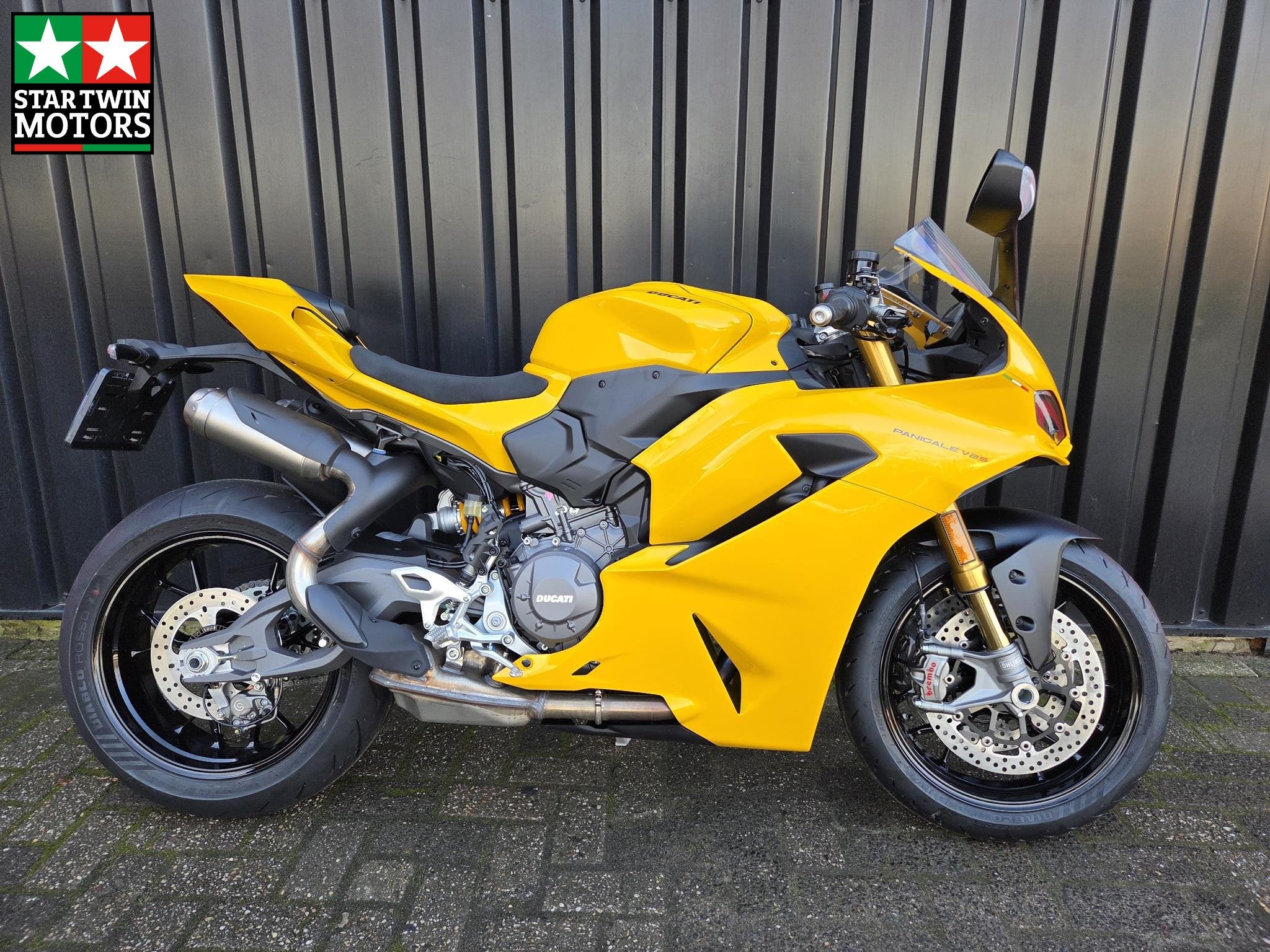 Ducati Panigale V2S Yellow, Nieuw, Bedrijf, Overig, Handgeschakeld