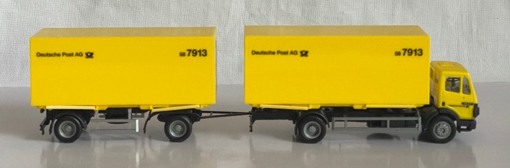 Herpa 143202: Mercedes Benz Sk 94 Deutsche Post, Hobby en Vrije tijd, Ophalen of Verzenden, Zo goed als nieuw, Bus of Vrachtwagen