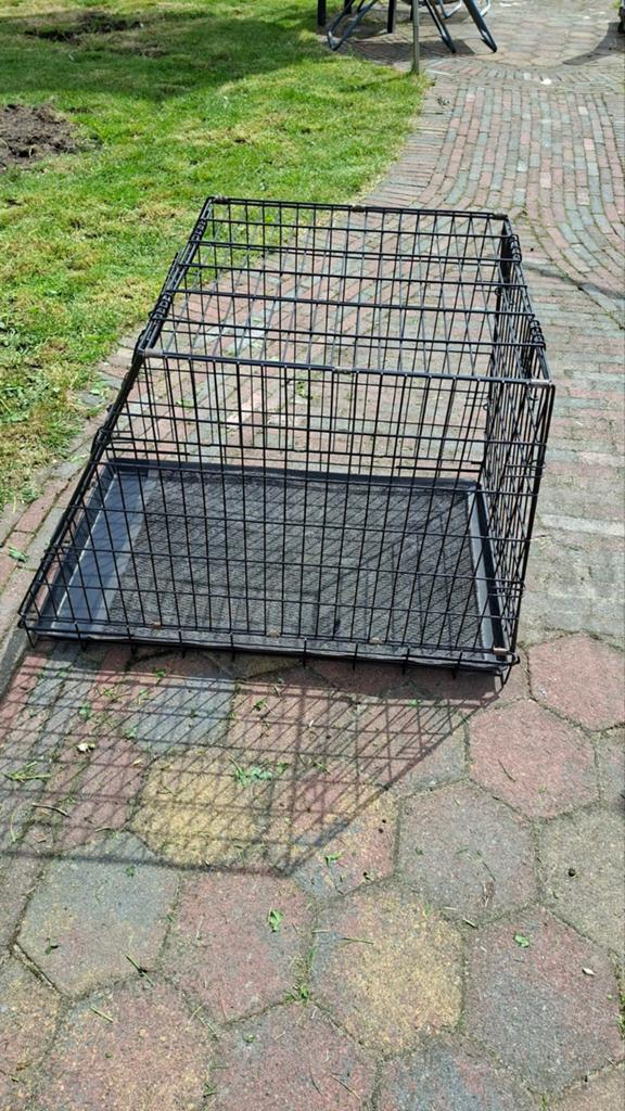 Nette zwarte Hondenbench, Ophalen of Verzenden, Zo goed als nieuw